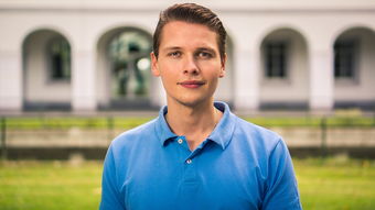 开云体育在线下载-CBA主帅战术理念分享会吸引教练员广泛参与，cba主教练是谁